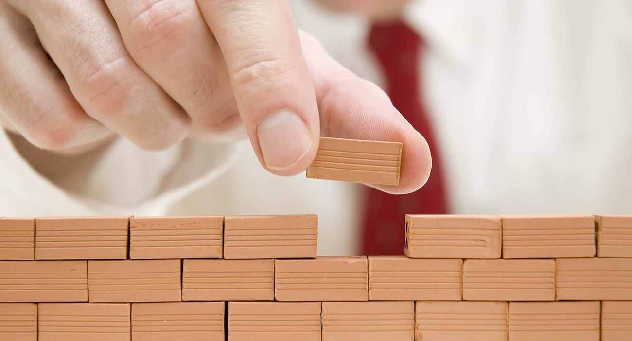 What Can a Party Wall Delay Actually Cost a Project Crewe?